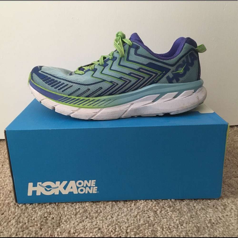 Hoka One One Clifton 4